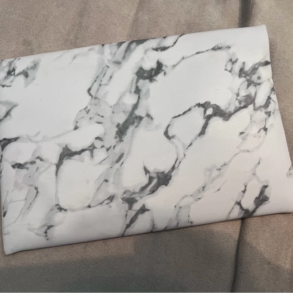 ipsy elegant marble